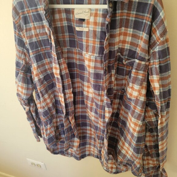 Universal Thread Plaid Button-Down Shirt – Size XXL - Picture 3 of 4